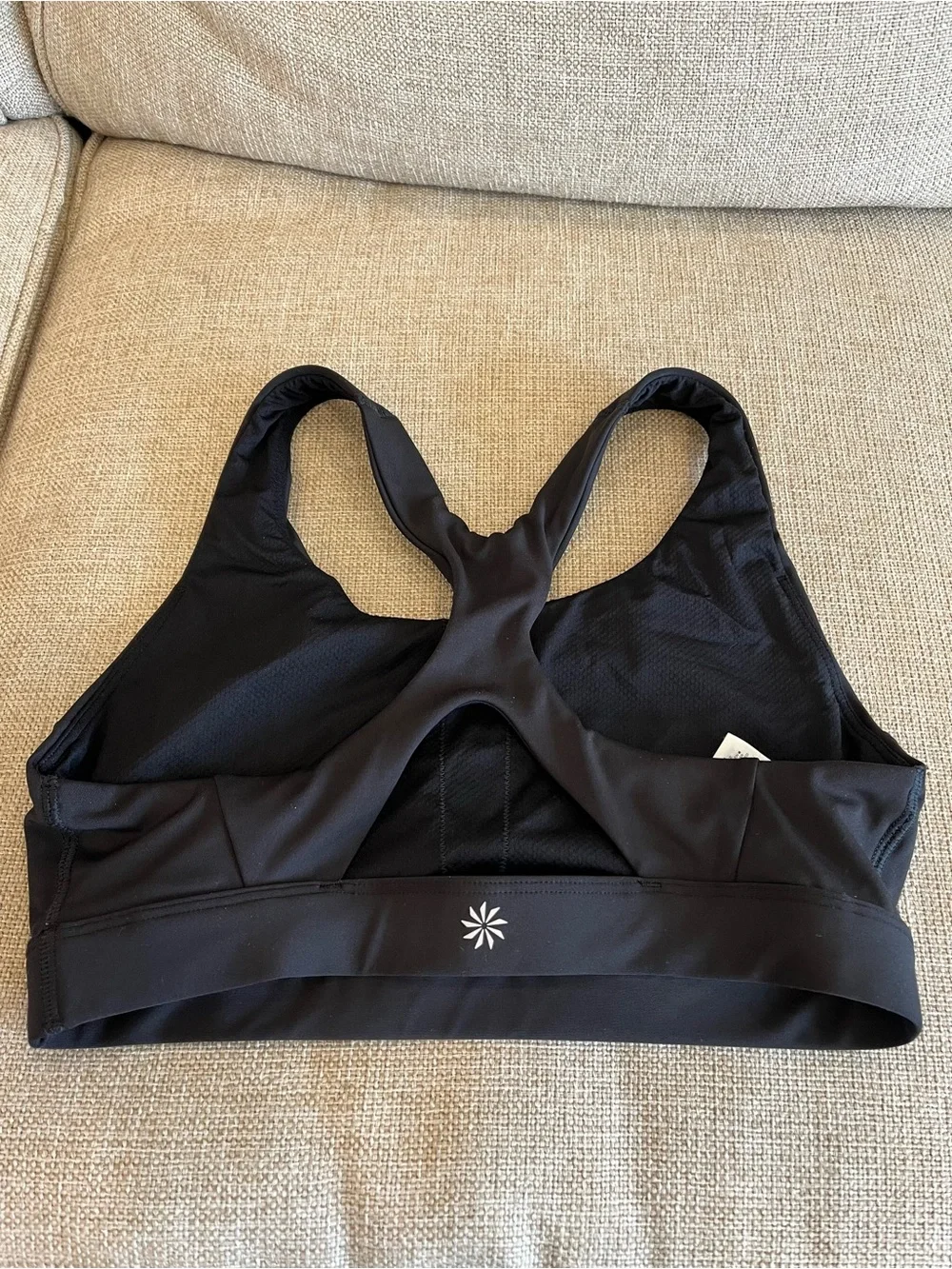 Athleta Ultimate Sports Bra Small D-DD